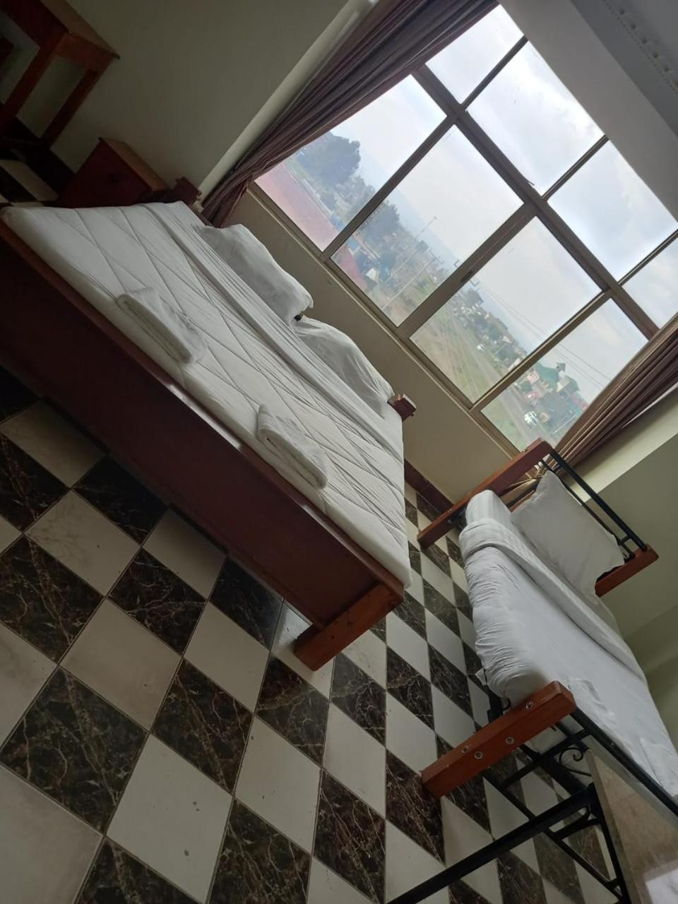 Newstead Hotel Naivasha Eksteriør bilde