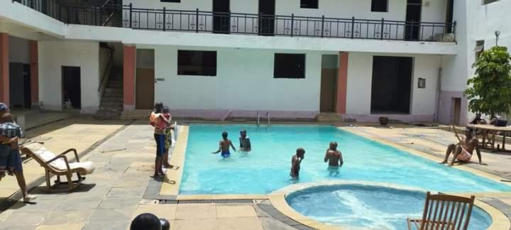 Newstead Hotel Naivasha Eksteriør bilde